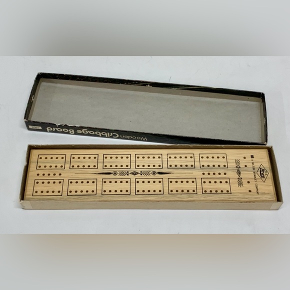 1974 Vintage Milton Bradley Steel Peg Wooden Cribbage Board - Picture 3 of 13